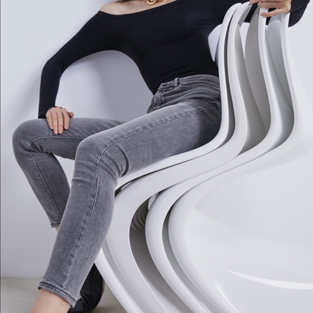 ZARA WOMAN PREMIUM stretchy high rise jeans